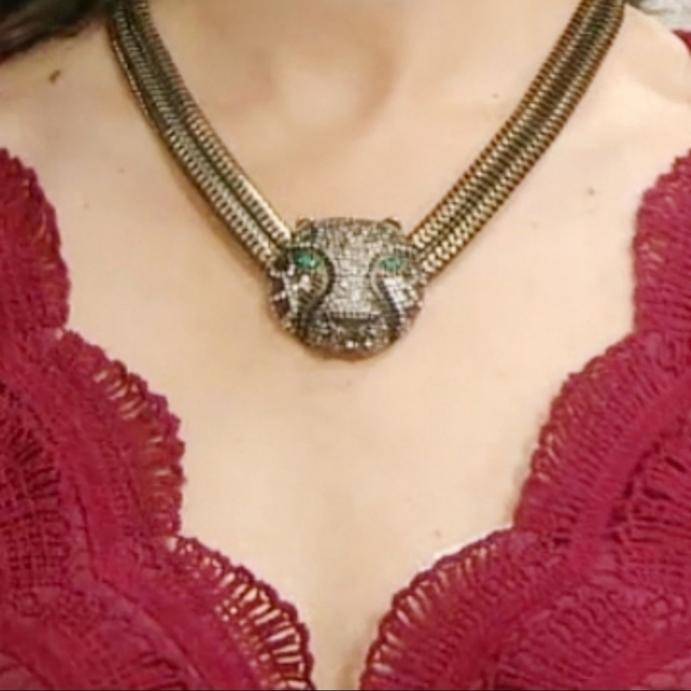 SWAROVSKI ANTIQUED GOLD TONE CHEETAH NECKLACE - Picture 3 of 8
